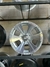 Llanta deportiva gris diamantada R16