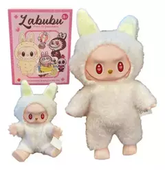Labubu Monsters Caja en internet