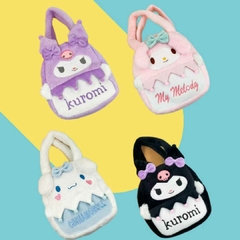 Cartera de Mano Sanrio plush pompon