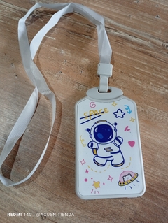 Porta sube con diseño atras