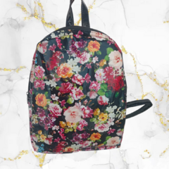 Mochila charol floreada