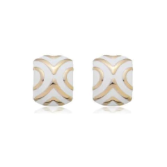 BRINCO ESMALTADO DOURADO POWER WHITE na internet