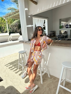 Blusa Golden Hour na internet