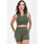 Shorts básico verde militar na internet