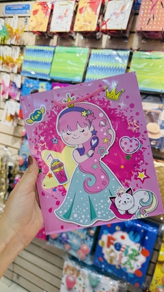 BOLSA DE REGALO NIÑA X 12 UND en internet
