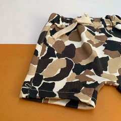 Conjunto camisa e Bermuda camuflada