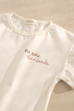 Conjunto feminino “Eu Sou Abençoada” Off White na internet