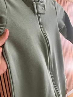 Macacão com Zipper - comprar online