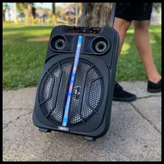 Imagen de PARLANTE ORYX mod. BOSTON CON MICROFONO Y CARRO BATERÍA RECARGABLE 12"