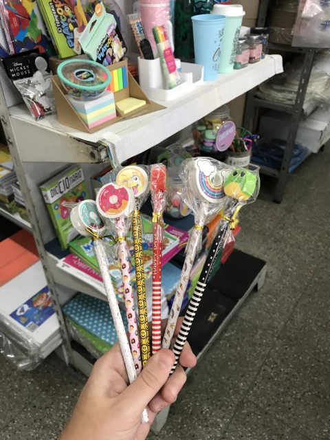 Lapiz fantasia con goma de borrar - comprar online
