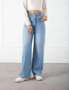 JEANS RECTO RIGIDO