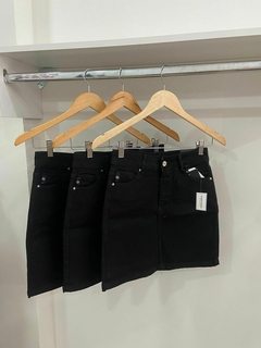 MINI BLACK