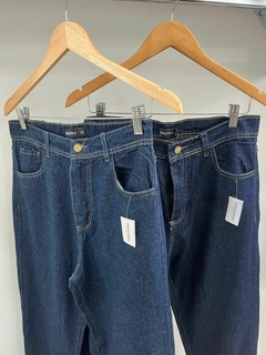 JEANS RIGIDO MOM en internet