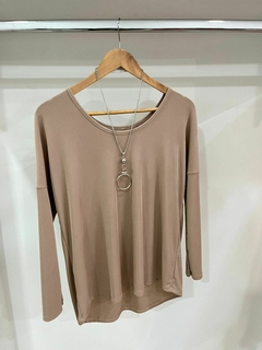 CAMISETA CARLA