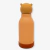 Garrafa Funny 500ml com design de capivara em tons de marrom e bege, com tampa arredondada e detalhes em silicone