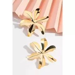 Brinco Flor Dalva na internet