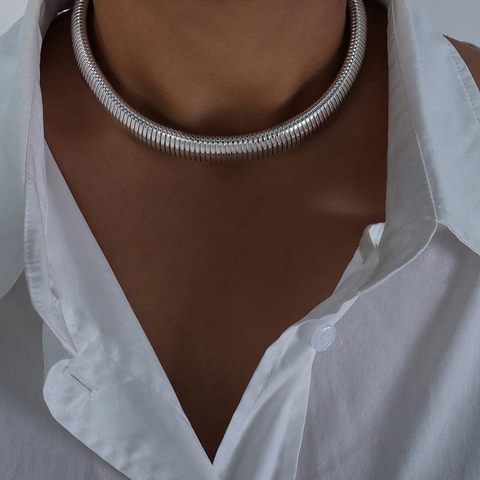 COLLAR GRECIA PLATEADO