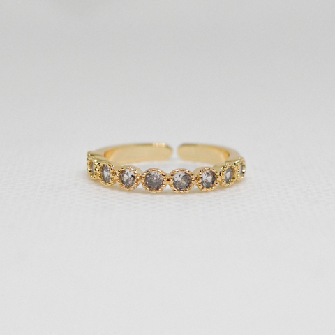 AGATA WHITE RING