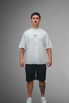 Camiseta Oversized na internet