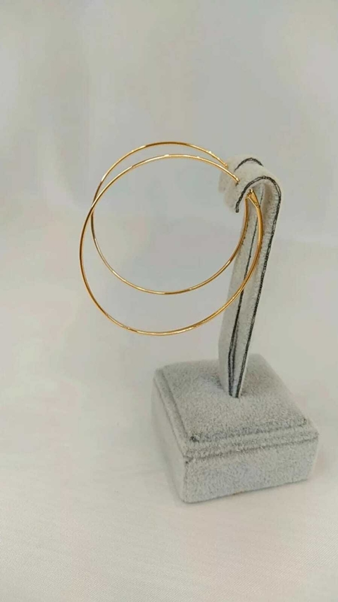 Argola Fechada Folheada e Lisa