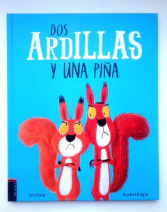 DOS ARDILLAS Y UNA PIÑA