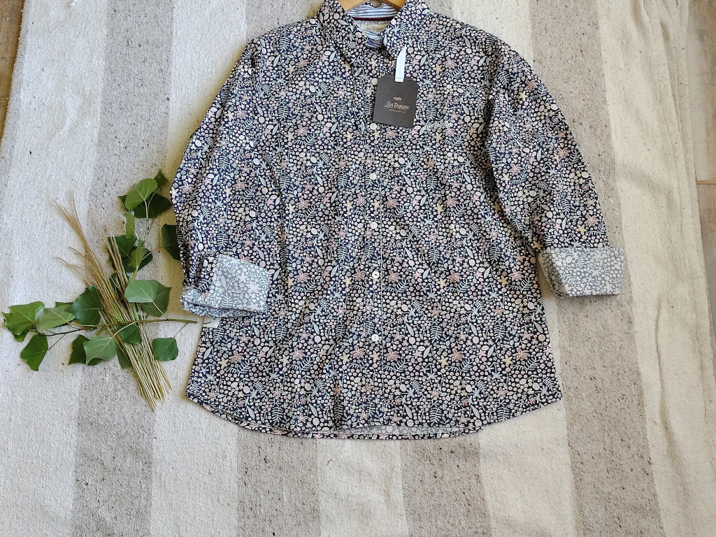 Camisa Clasica con volado