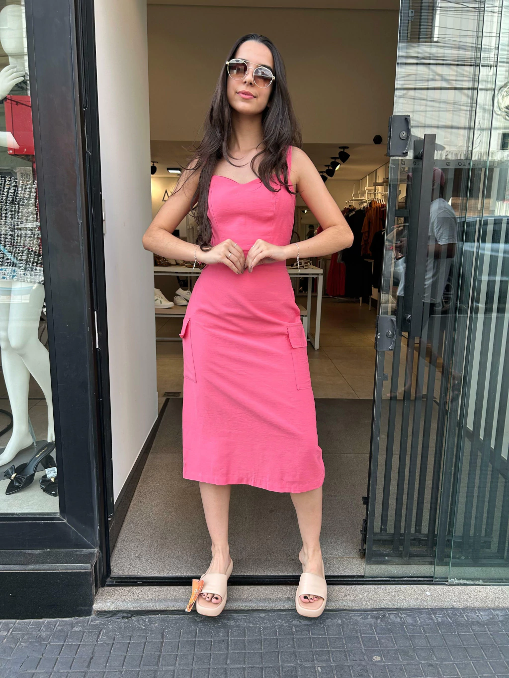 SAIA MIDI CINTURA ALTA EM BLEND DE VISCOSE ROSA ESCURO