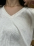 BLUSA DECOTE V EM MOLEVISCO BEGE CLARO - AVILLE