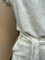 BLUSA DECOTE V EM MOLEVISCO BEGE CLARO - loja online