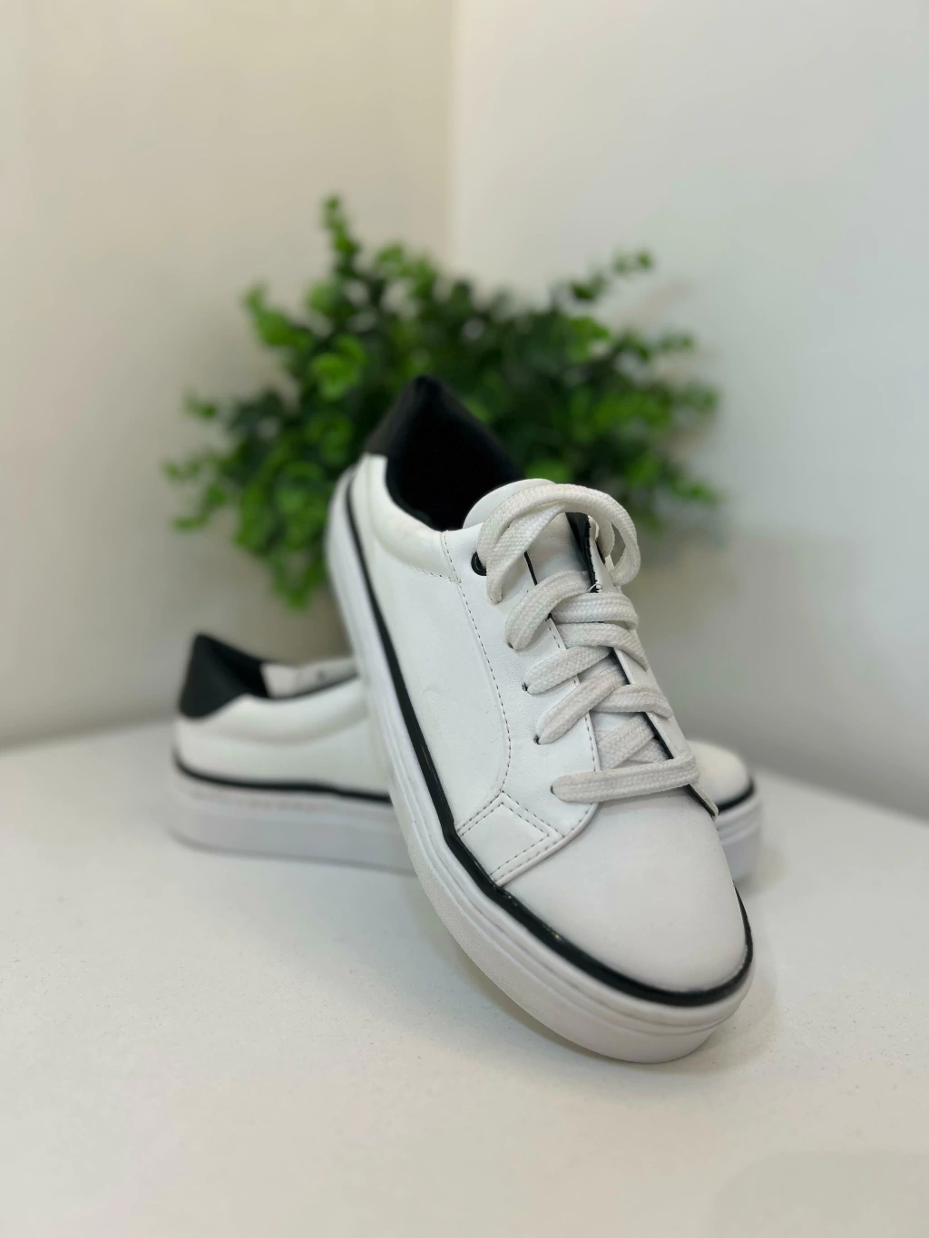 TENIS BRANCO