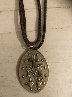 Cordão Nossa Senhora das Graças - Medalha Milagrosa (5 cm) - Ouro Velho - Mod. 1 - comprar online