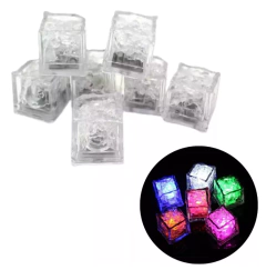 Imagen de Hielos con Luz Led Reutilizables X12