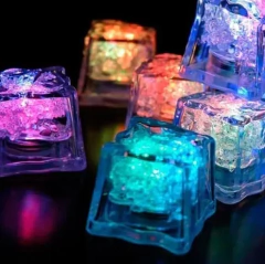 Hielos con Luz Led Reutilizables X12 - tienda online