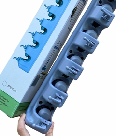 Soporte organizador para escobas - Tique.