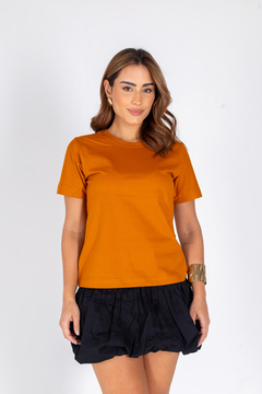 T-shirt Tradicional Amarelo Dourado - comprar online