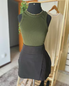 Short Saia Luisa na internet