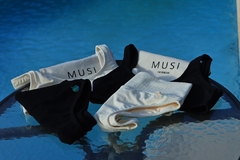 New Velvet [ Black / White ] - MUSI