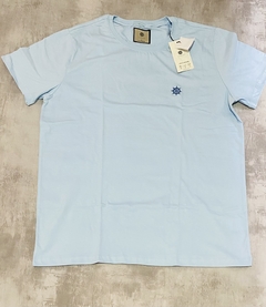 Camiseta LCC Básica Azul Claro - comprar online