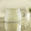 Caneca em Vidro Martelado - Casa Muscari (400ml)