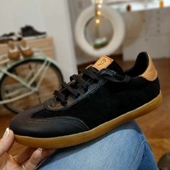 Zapatilla Gagli negra en internet