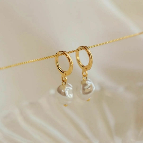 Brinco de Argola Letícia Pérola Banhado a ouro 18k