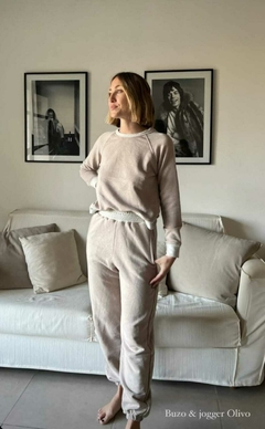 Buzo Olivo - comprar online