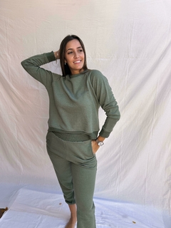 Buzo Olivo - comprar online