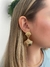 BRINCO GRANDE DE CONCHA DUPLO ORGÂNICO ONDULADO FOLHEADO A OURO 18K E PRATA 925 - MAJU Folheados