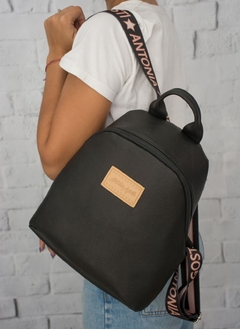 MOCHILA ZAIRA CUERO - comprar online