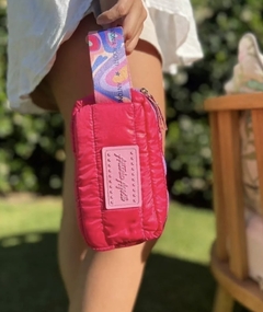 NECESER DOLLY PUFFER PLATA en internet