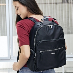 MOCHILA UNIVERSITY IMPERMEABLE NEGRA - tienda online
