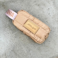 NECESER DOLLY PUFFER BEIGE - comprar online