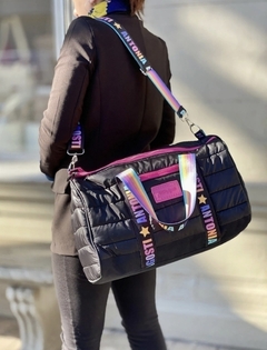 BOLSO VIETNAM PUFFER NEGRO Y NUDE