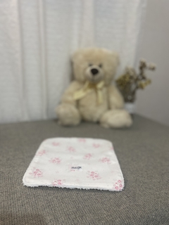 Imagen de GIFT BOX BEBÈ 6 - FLORES ROSADAS